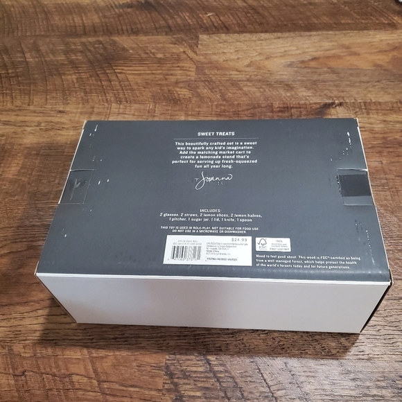 Hearth Hand Magnolia Wooden Toy Lemonade Kit Wood Montessori Kitchen Kids New - Picture 6 of 9